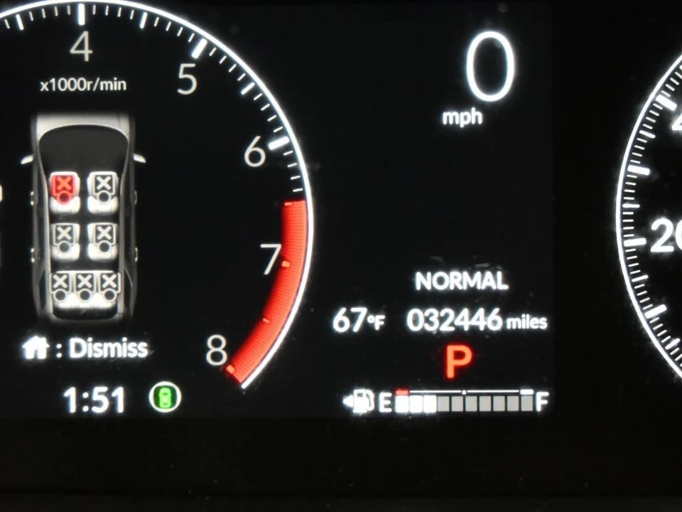 2023 Honda Pilot 4th Gen - Image 16 of 21