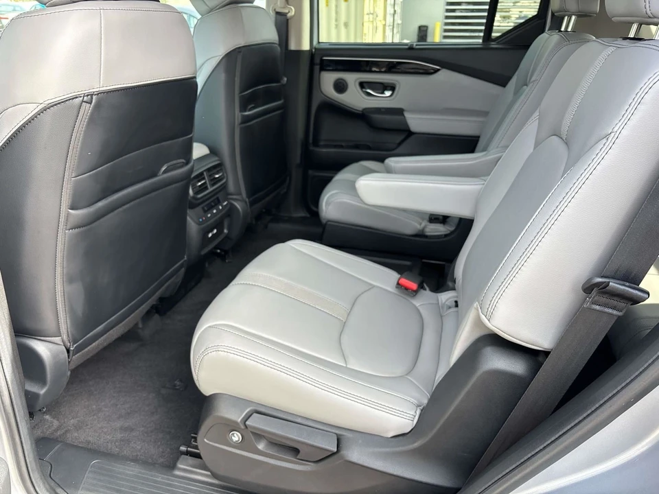2023 Honda Pilot 4th Gen - Image 14 of 21