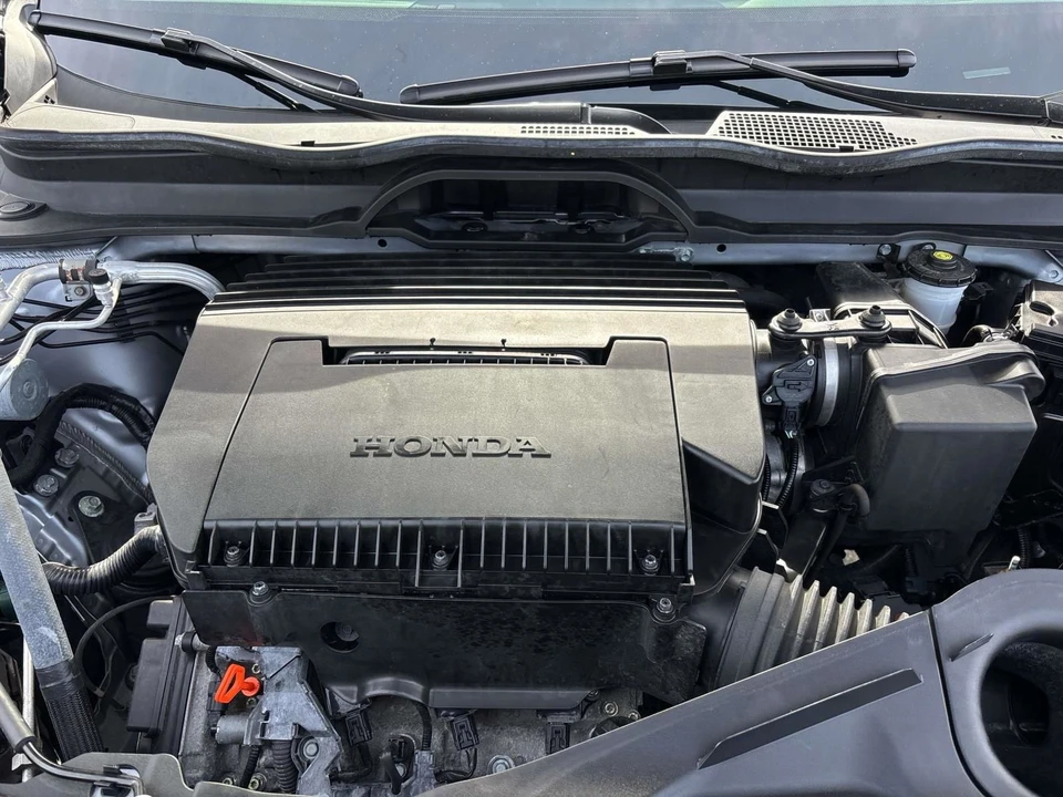2023 Honda Pilot 4th Gen - Image 11 of 21
