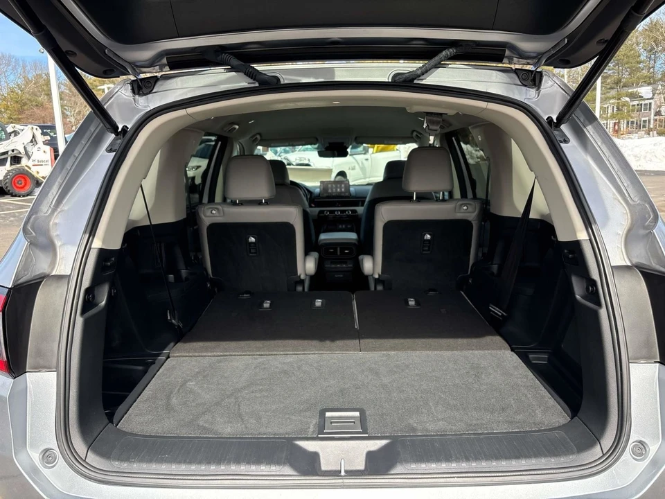2023 Honda Pilot 4th Gen - Image 19 of 21