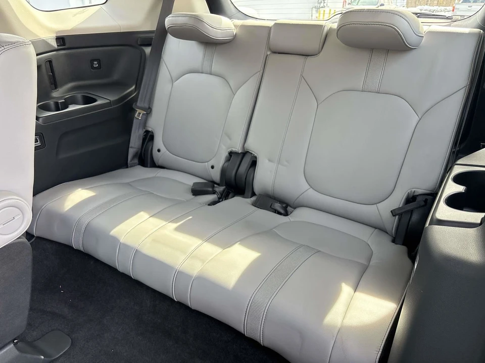 2023 Honda Pilot 4th Gen - Image 13 of 21