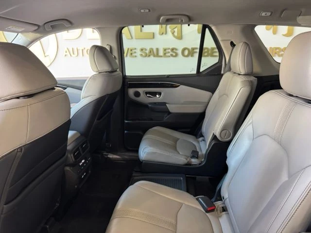 2023 Honda Pilot 4th Gen - Image 24 of 31
