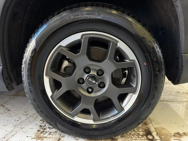 2023 Honda Pilot 4th Gen - Image 8 of 31