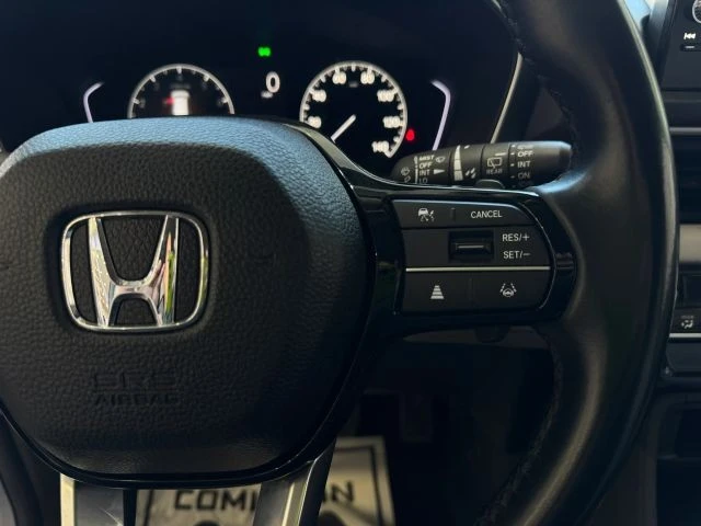 2023 Honda Pilot 4th Gen - Image 15 of 31