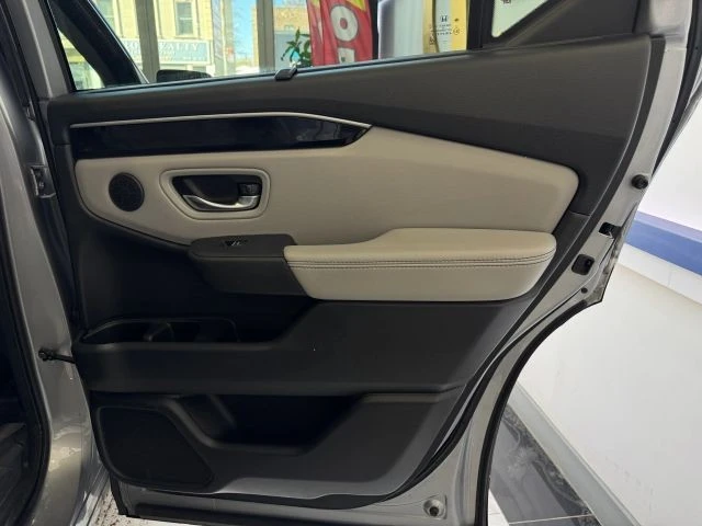 2023 Honda Pilot 4th Gen - Image 27 of 31