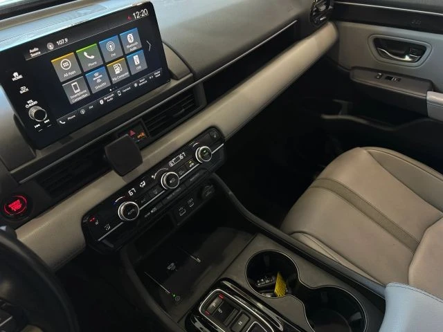 2023 Honda Pilot 4th Gen - Image 17 of 31