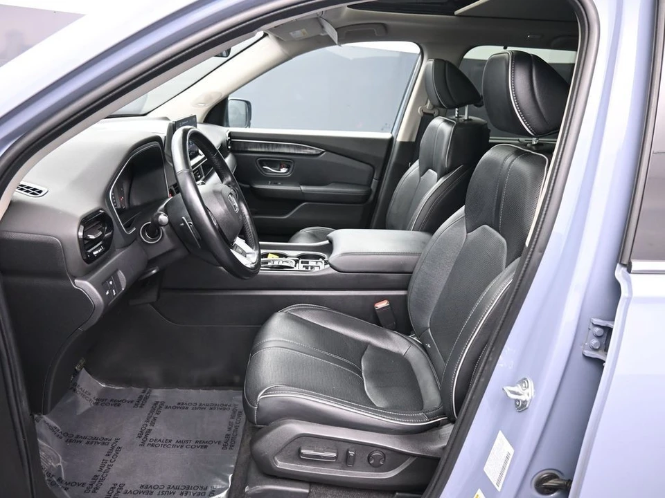 2023 Honda Pilot 4th Gen - Image 19 of 21