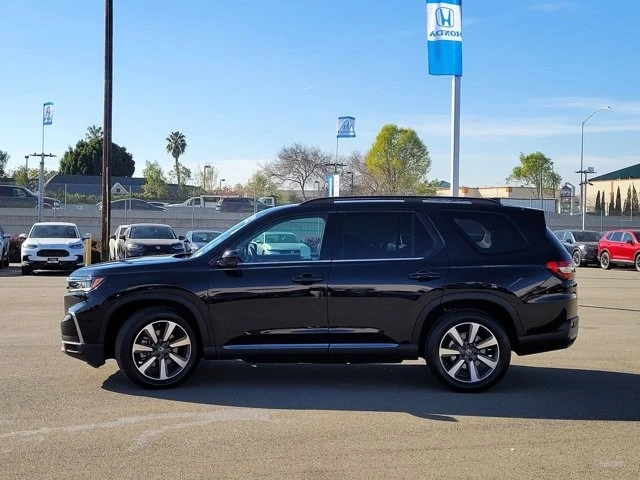 2023 Honda Pilot 4th Gen - Image 8 of 21