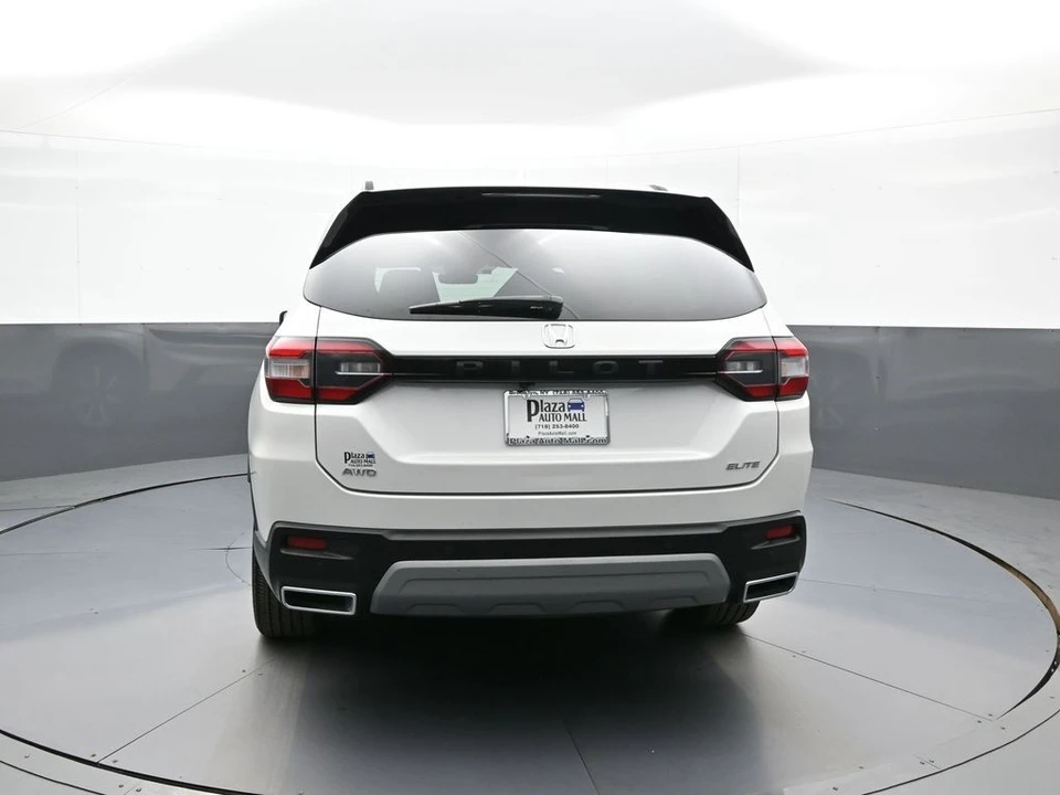 2023 Honda Pilot 4th Gen - Image 7 of 21