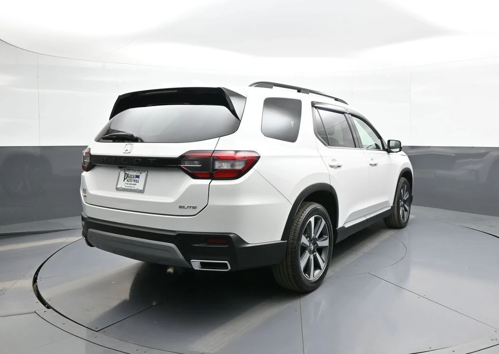 2023 Honda Pilot 4th Gen - Image 6 of 21