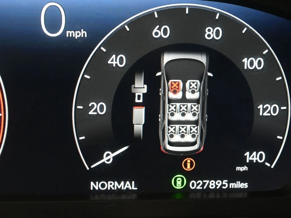 2023 Honda Pilot 4th Gen - Image 16 of 21
