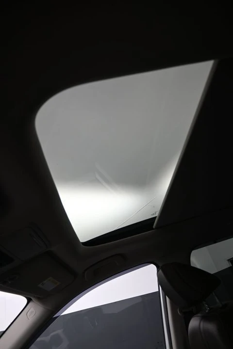 2023 Honda Pilot 4th Gen - Image 18 of 21