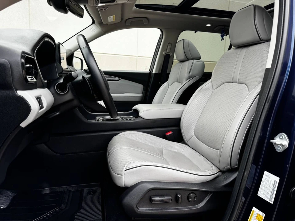 2023 Honda Pilot 4th Gen - Image 10 of 21