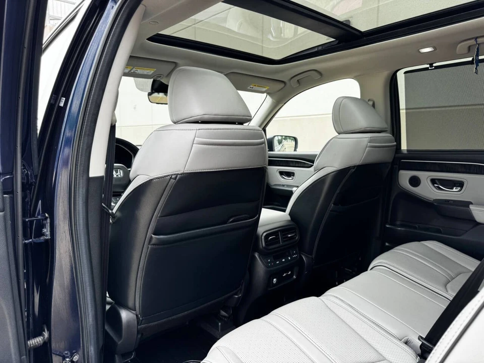 2023 Honda Pilot 4th Gen - Image 15 of 21