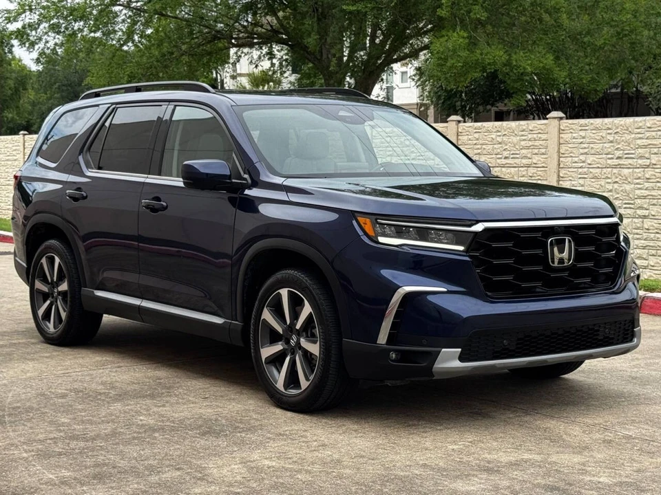 2023 Honda Pilot 4th Gen - Image 6 of 12
