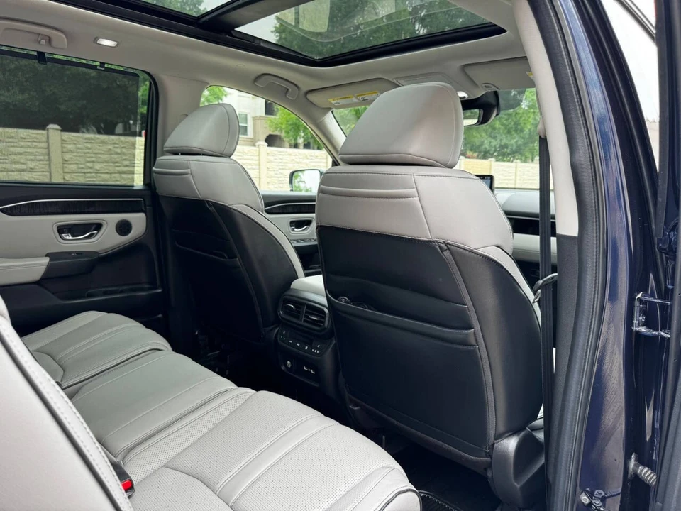 2023 Honda Pilot 4th Gen - Image 19 of 21
