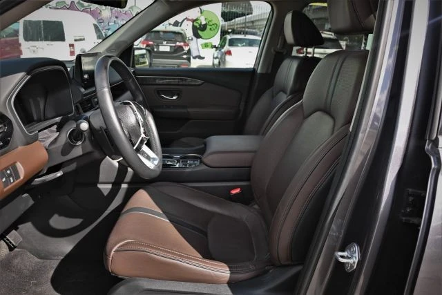 2023 Honda Pilot 4th Gen - Image 12 of 20