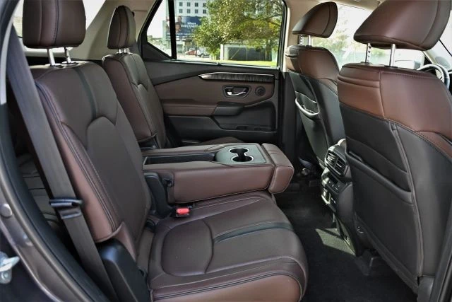 2023 Honda Pilot 4th Gen - Image 15 of 20