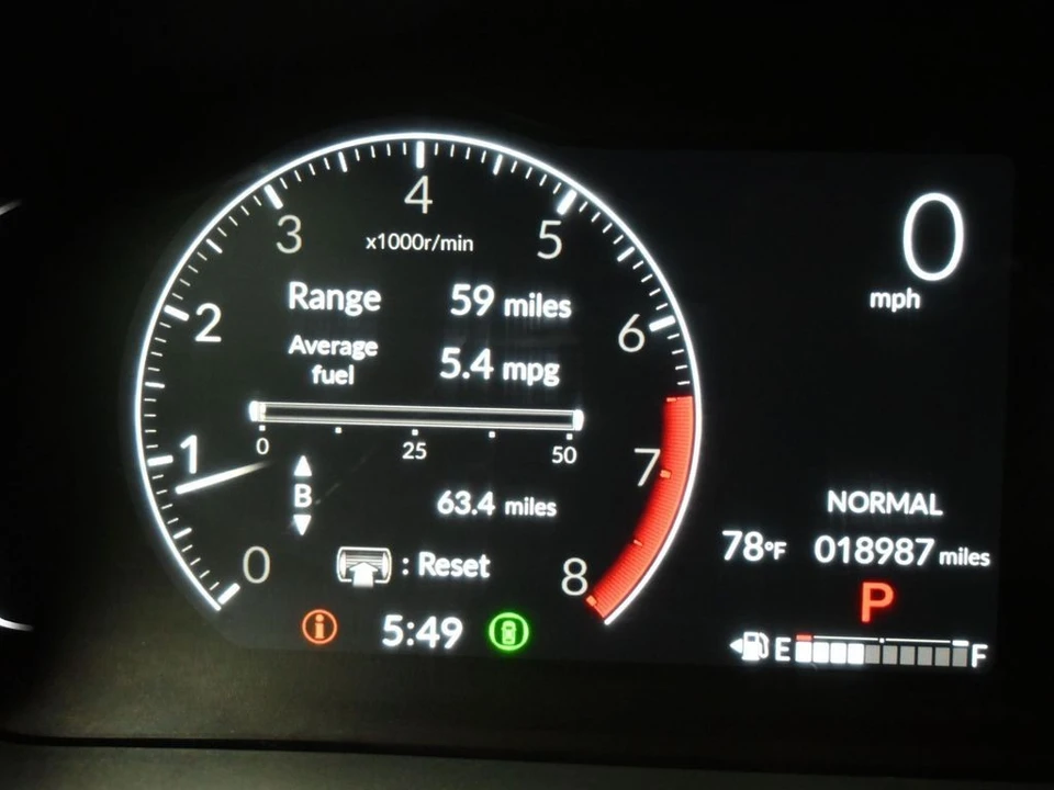 2023 Honda Pilot 4th Gen - Image 16 of 21