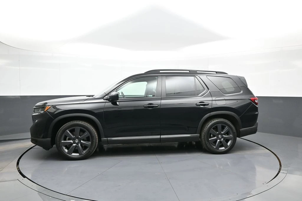 2023 Honda Pilot 4th Gen - Image 9 of 21