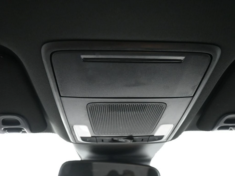 2023 Honda Pilot 4th Gen - Image 17 of 21