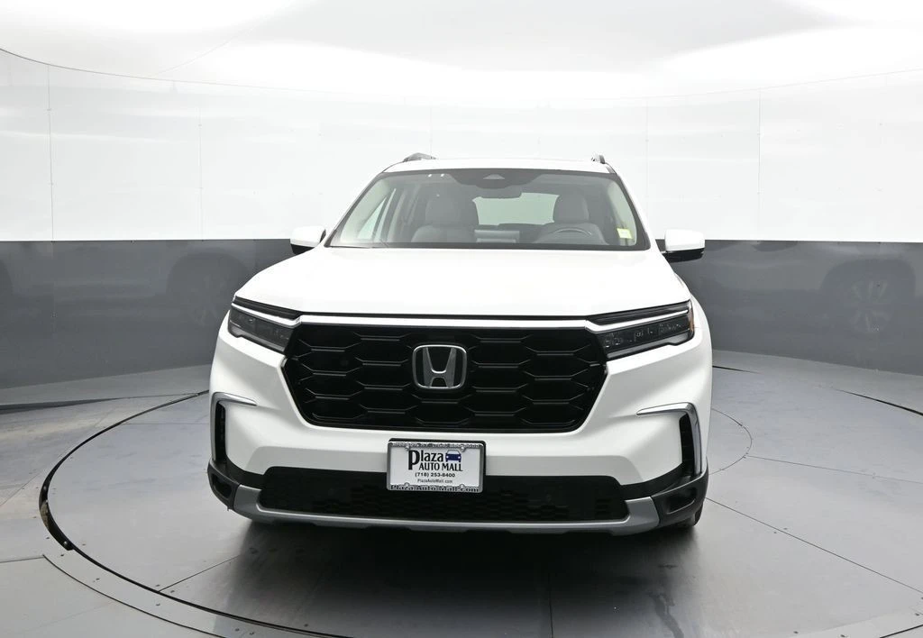 2023 Honda Pilot 4th Gen - Image 2 of 12