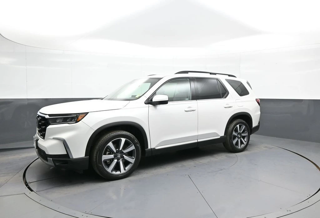 2023 Honda Pilot 4th Gen - Image 10 of 12