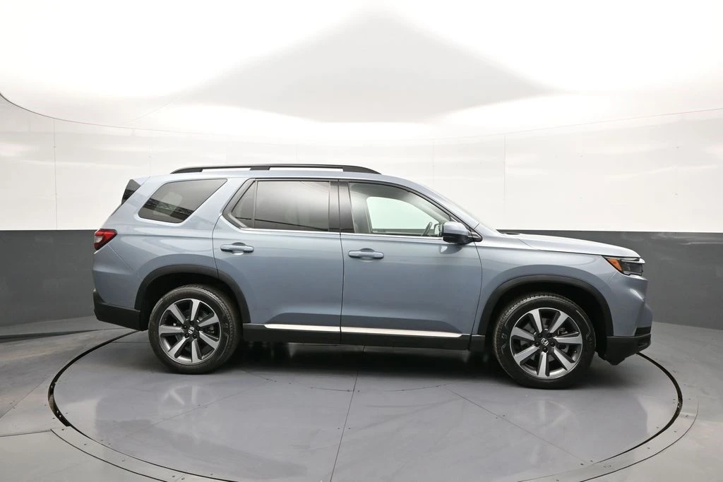 2023 Honda Pilot 4th Gen - Image 5 of 12