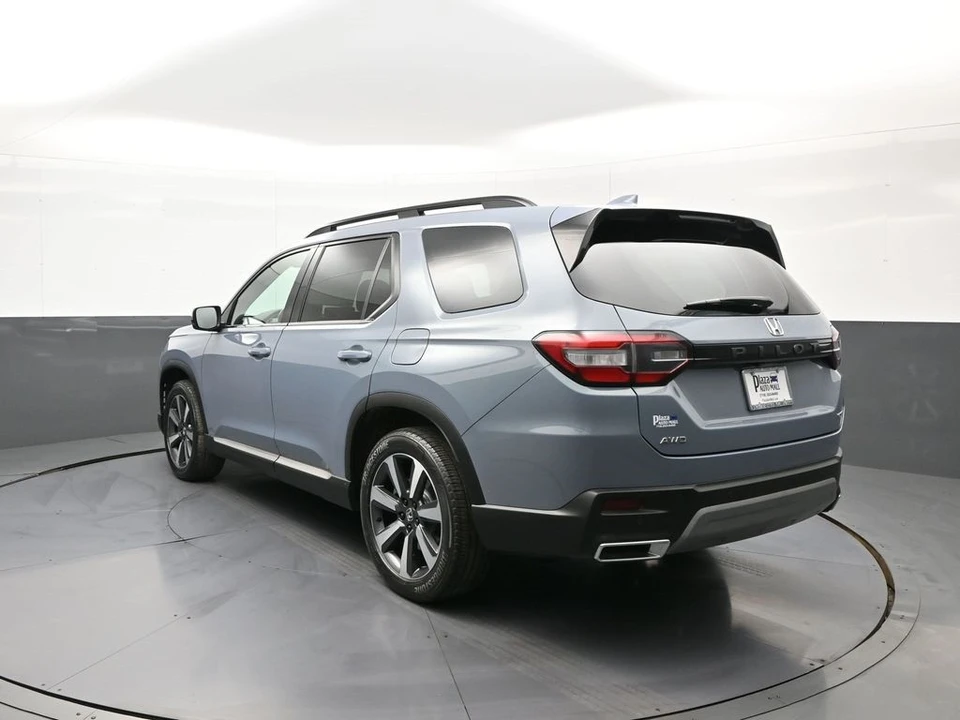 2023 Honda Pilot 4th Gen - Image 8 of 12
