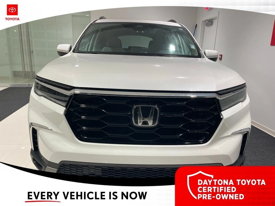 2023 Honda Pilot 4th Gen - Image 3 of 12