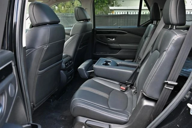 2023 Honda Pilot 4th Gen - Image 19 of 21
