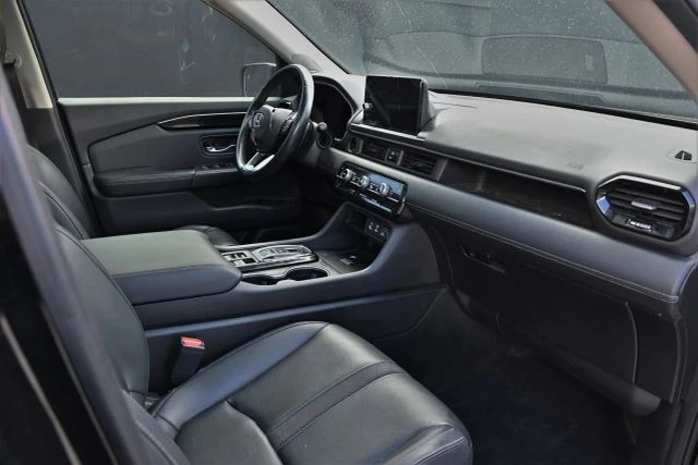 2023 Honda Pilot 4th Gen - Image 17 of 21