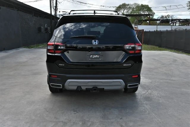 2023 Honda Pilot 4th Gen - Image 4 of 21