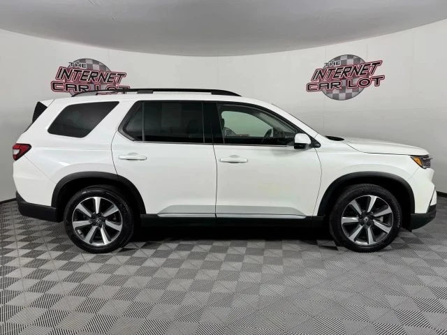 2023 Honda Pilot 4th Gen - Image 8 of 21