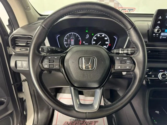 2023 Honda Pilot 4th Gen - Image 13 of 21