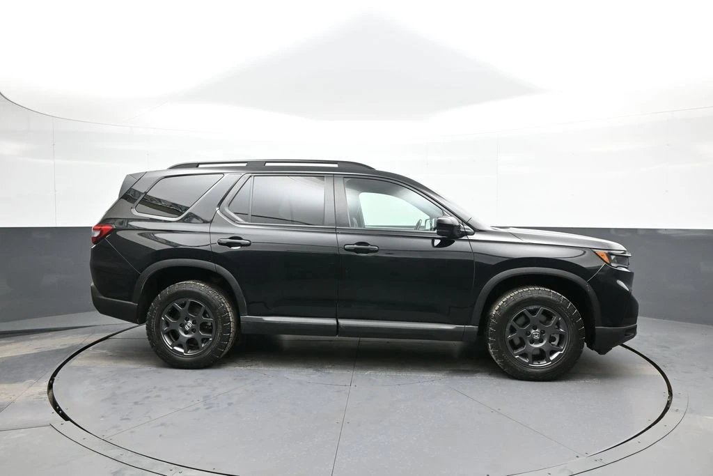 2023 Honda Pilot 4th Gen - Image 5 of 12