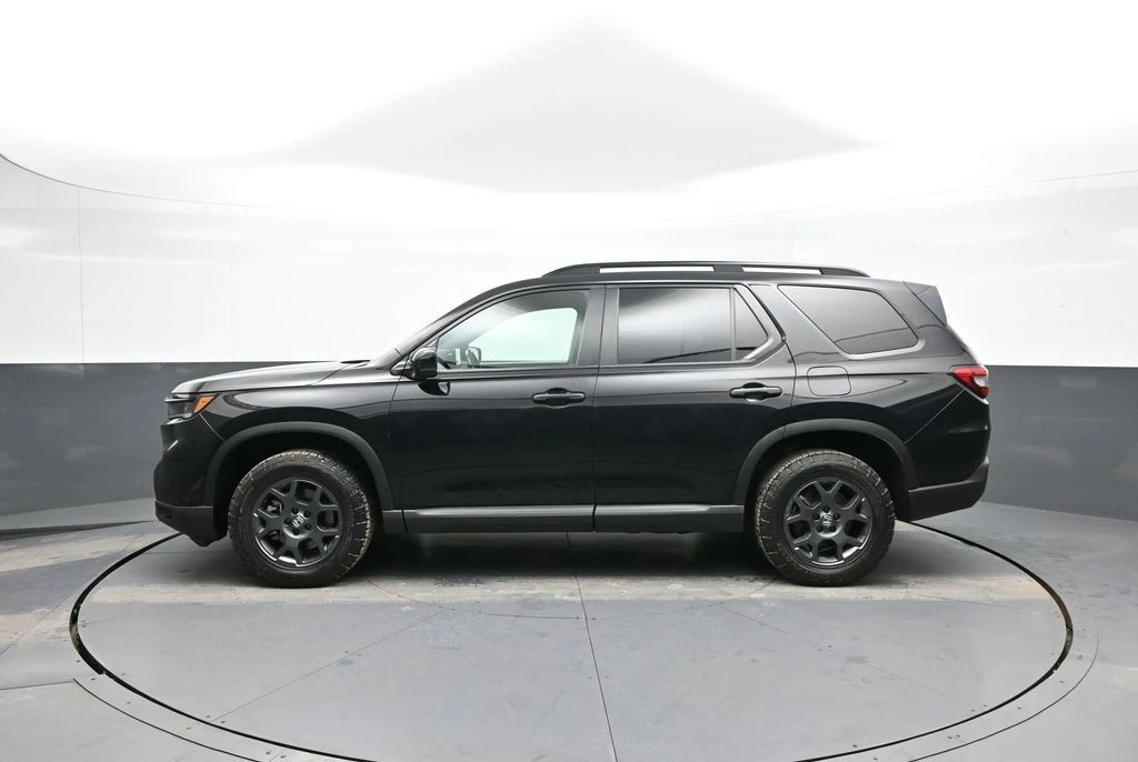 2023 Honda Pilot 4th Gen - Image 9 of 12