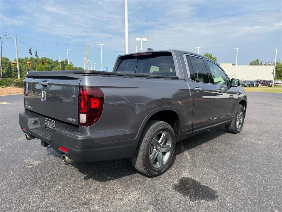 2023 Honda Ridgeline 2nd Gen - Image 7 of 31