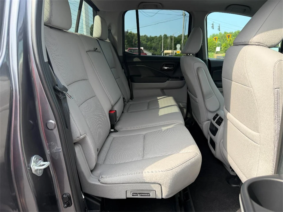 2023 Honda Ridgeline 2nd Gen - Image 13 of 31