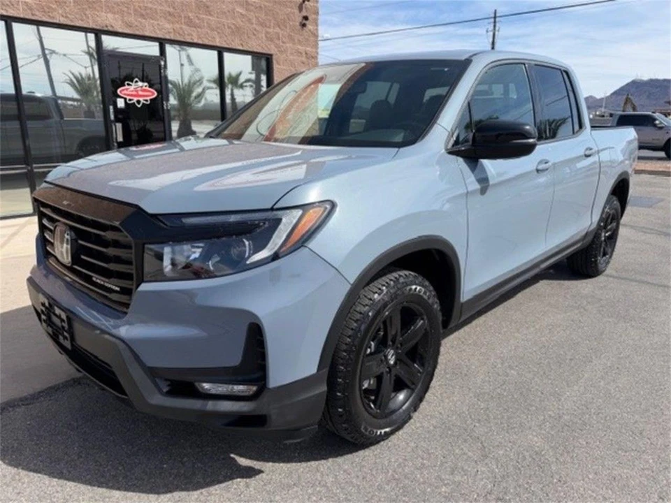 2023 Honda Ridgeline 2nd Gen - Image 2 of 13
