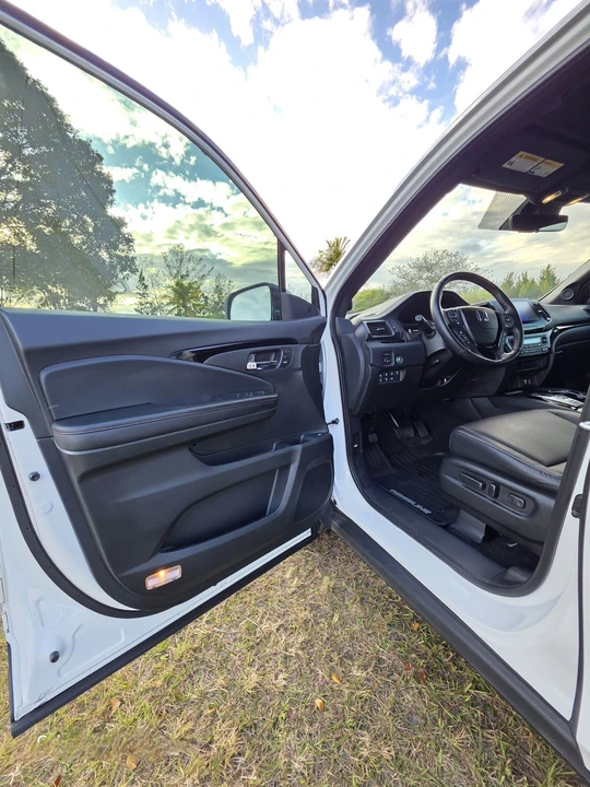 2023 Honda Ridgeline 2nd Gen - Image 16 of 21