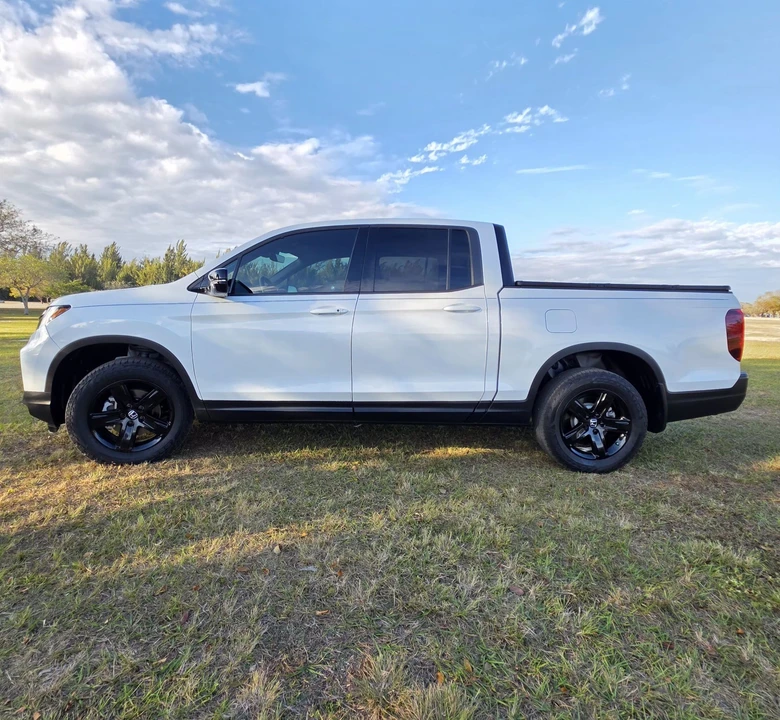 2023 Honda Ridgeline 2nd Gen - Image 10 of 21