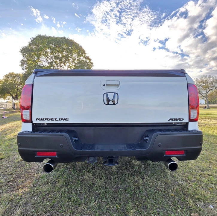 2023 Honda Ridgeline 2nd Gen - Image 9 of 21