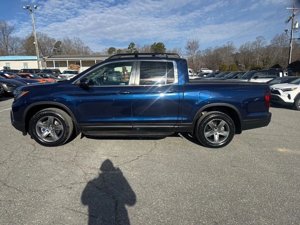 2023 Honda Ridgeline 2nd Gen - Image 2 of 12