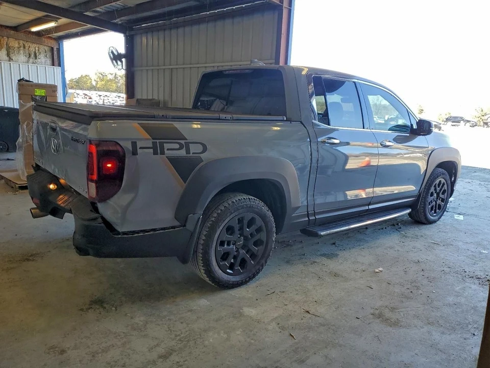 2023 Honda Ridgeline 2nd Gen - Image 15 of 15