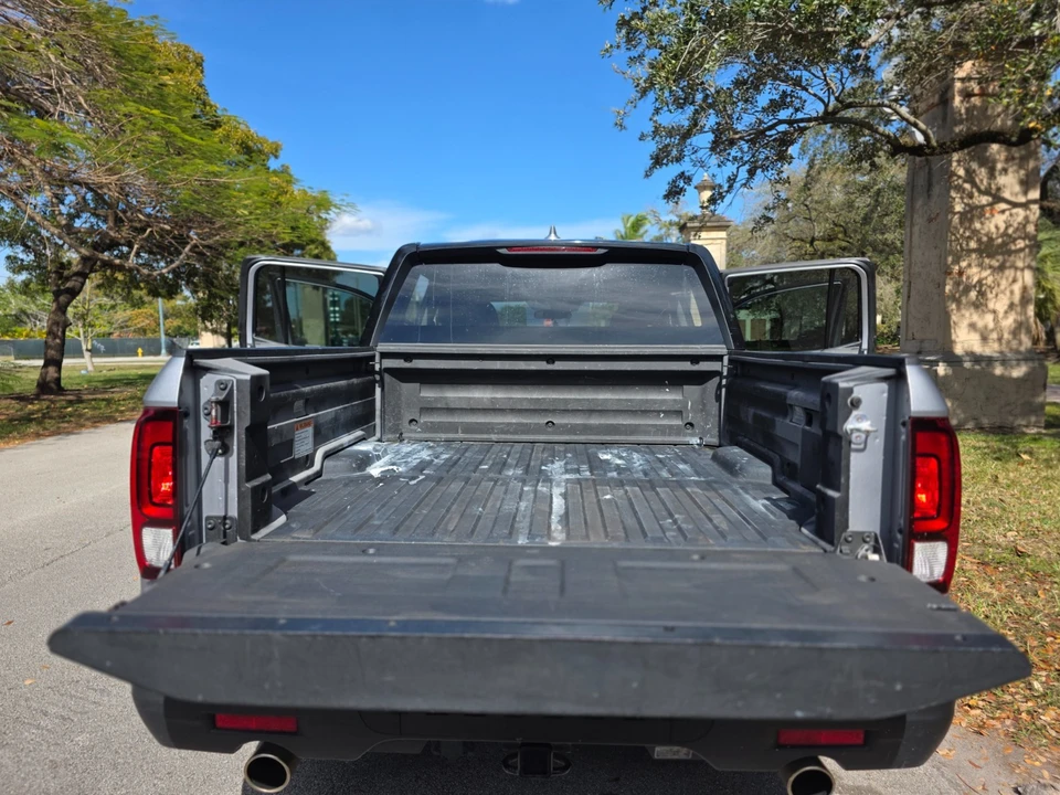 2023 Honda Ridgeline 2nd Gen - Image 10 of 17