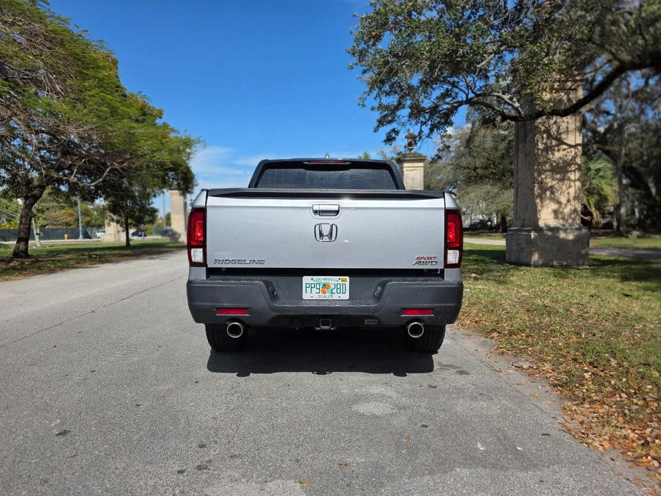 2023 Honda Ridgeline 2nd Gen - Image 4 of 17
