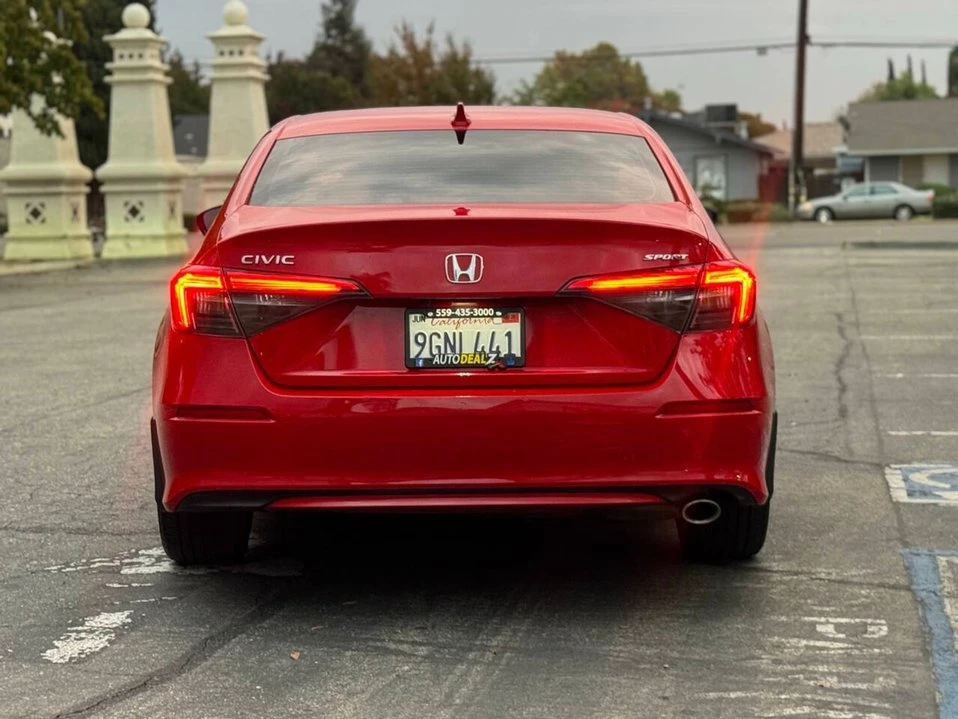 2023 Honda Civic 11th Gen - Image 9 of 16