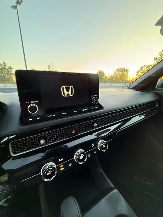 2023 Honda Civic 11th Gen - Image 4 of 9