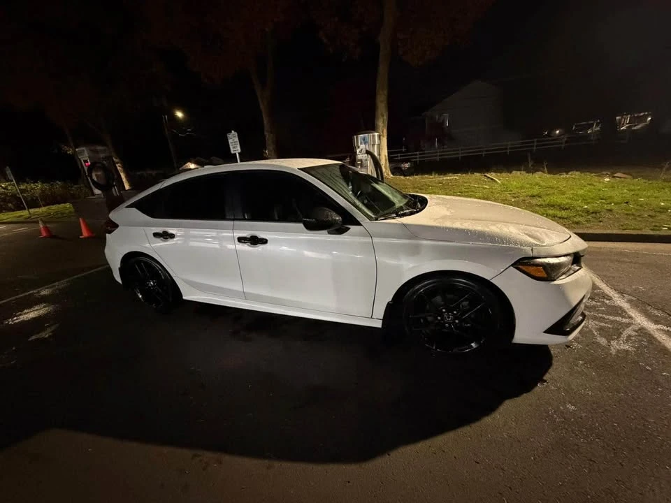 2023 Honda Civic 11th Gen - Image 2 of 10